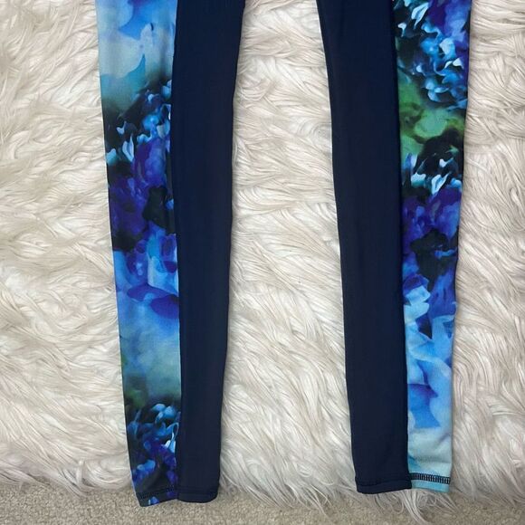 Athleta High Rise Bloom Chaturanga Tight - Picture 6 of 12